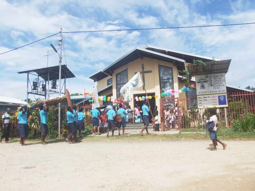 Students Of St Peter RTC In Gizo Welcome The Holy Door At The Wharf And Processed To The Main Cathedral, Gizo